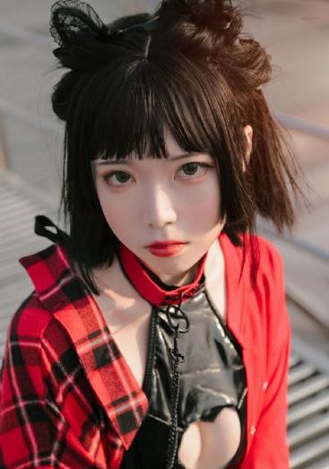 豪放女兵美国伦理版剧情介绍