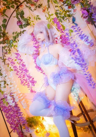 十四岁姑娘免费观看电视剧剧情
