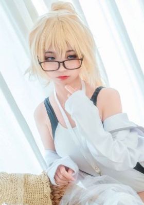 变成黑皮辣妹和兄弟做了