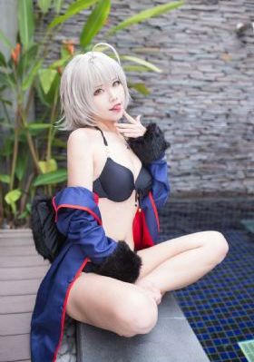 交换已婚少妇精油按摩1
