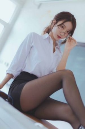 伴郎粗大的内捧猛烈进视频