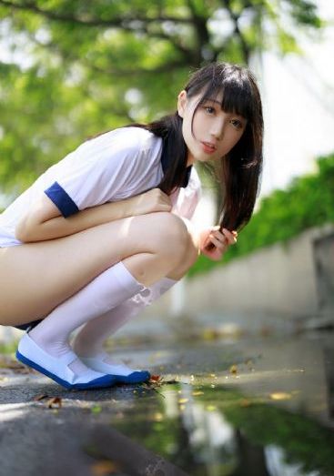 驱魔少女夏洛